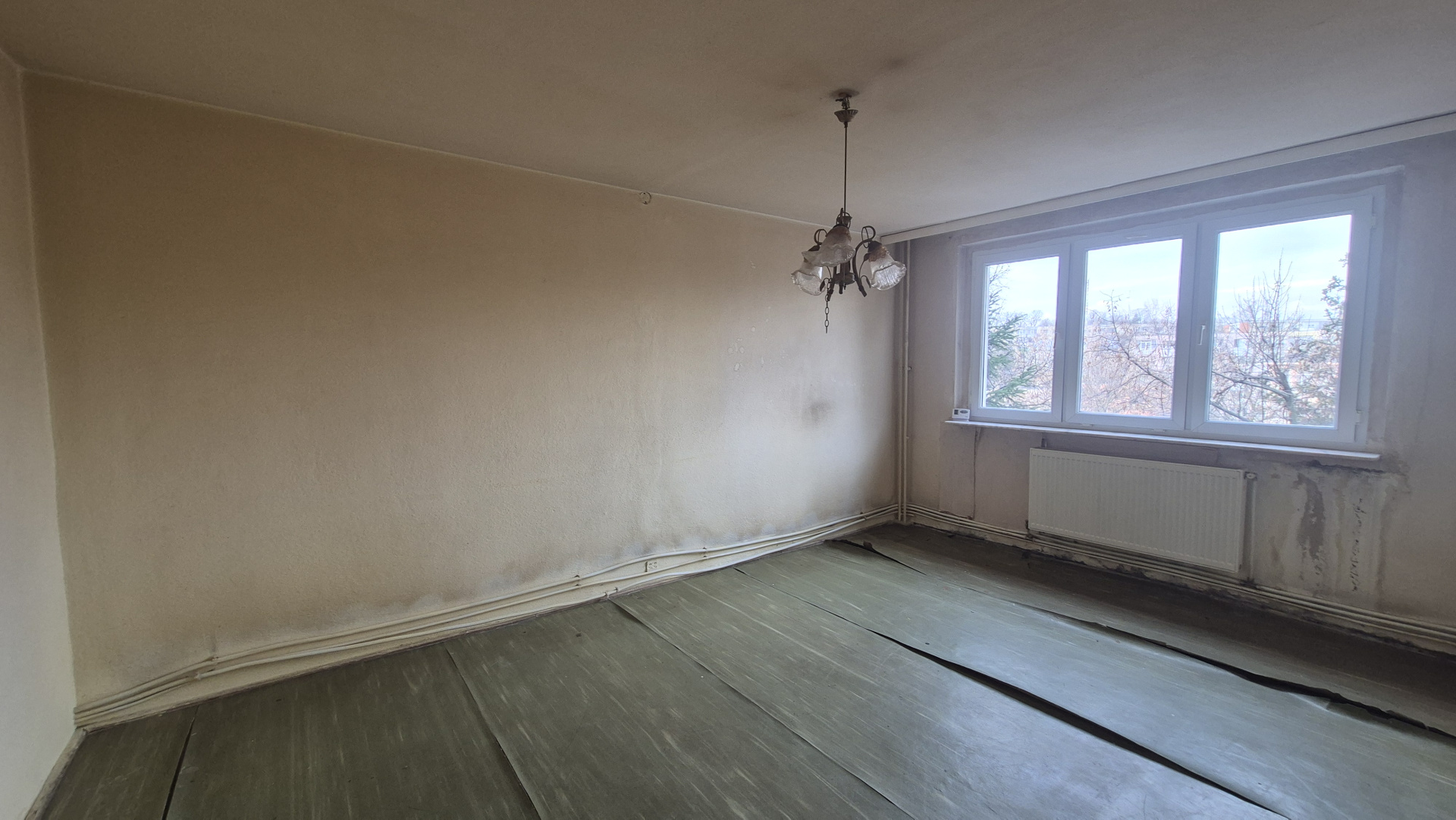 Apartament 4 camere, 81 mp – Negru Voda, Pitești | Ideal pentru familie