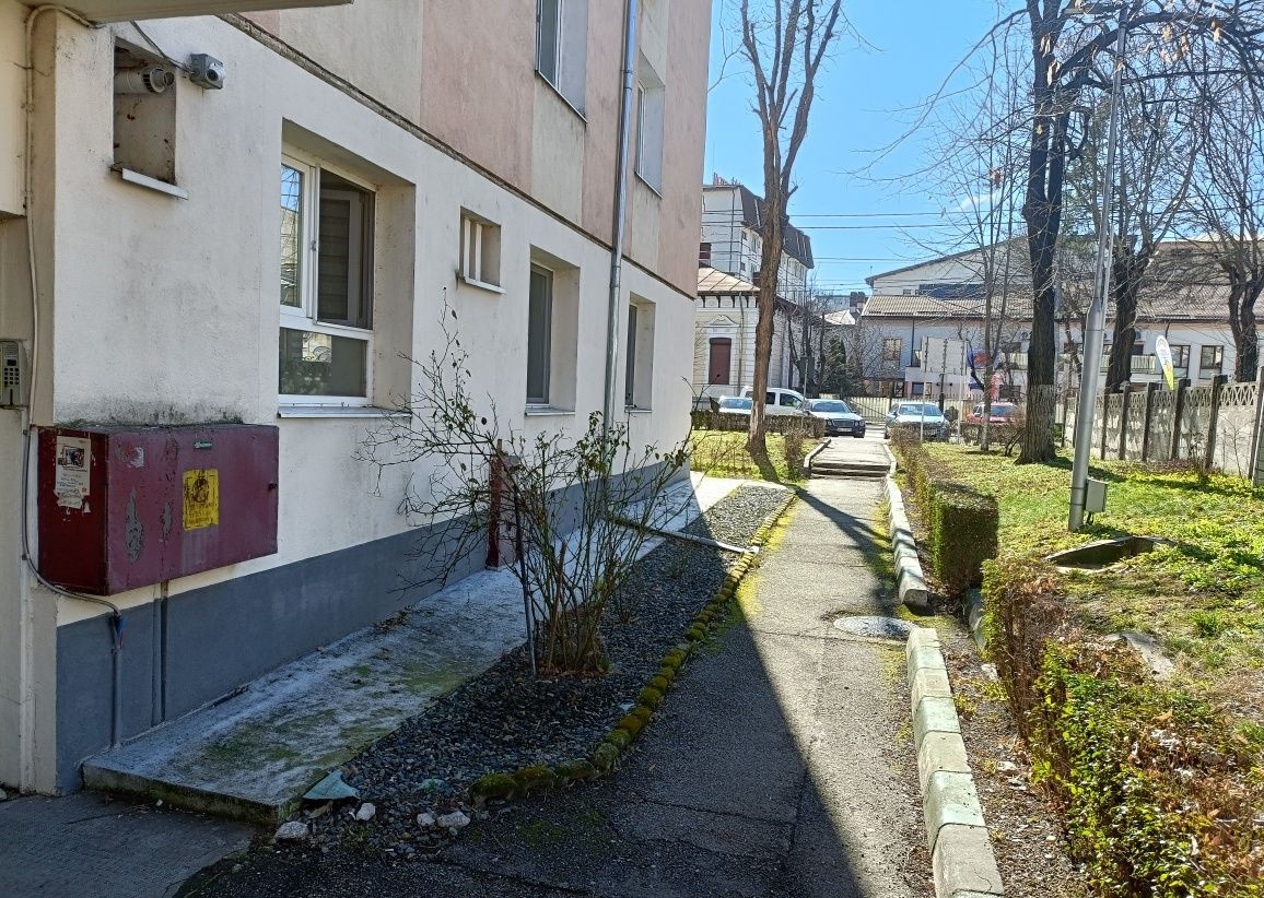 Ultracentral,parter, apartament de vanzare,str Victoriei