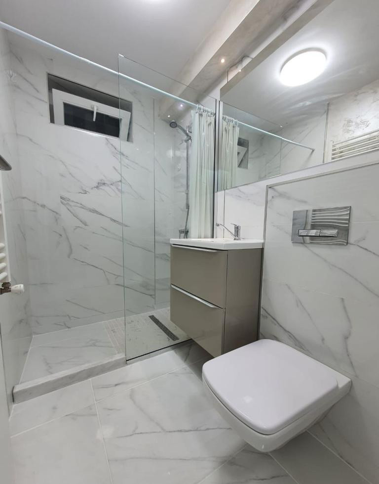 Ultracentral,parter, apartament de vanzare,str Victoriei