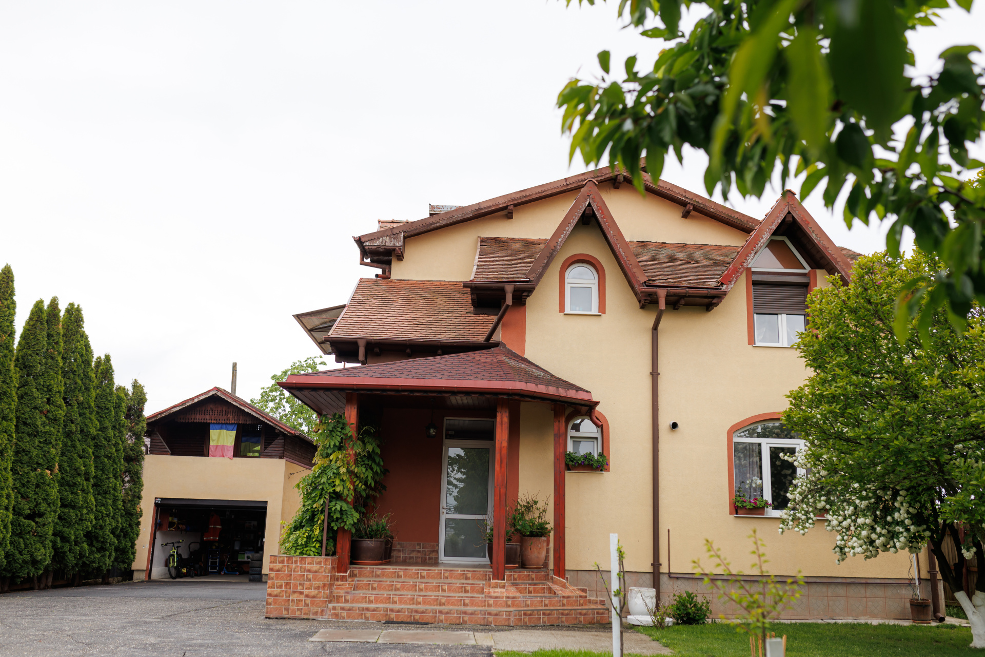 Bascov | Casă individuală spațioasă | Teren 937 mp