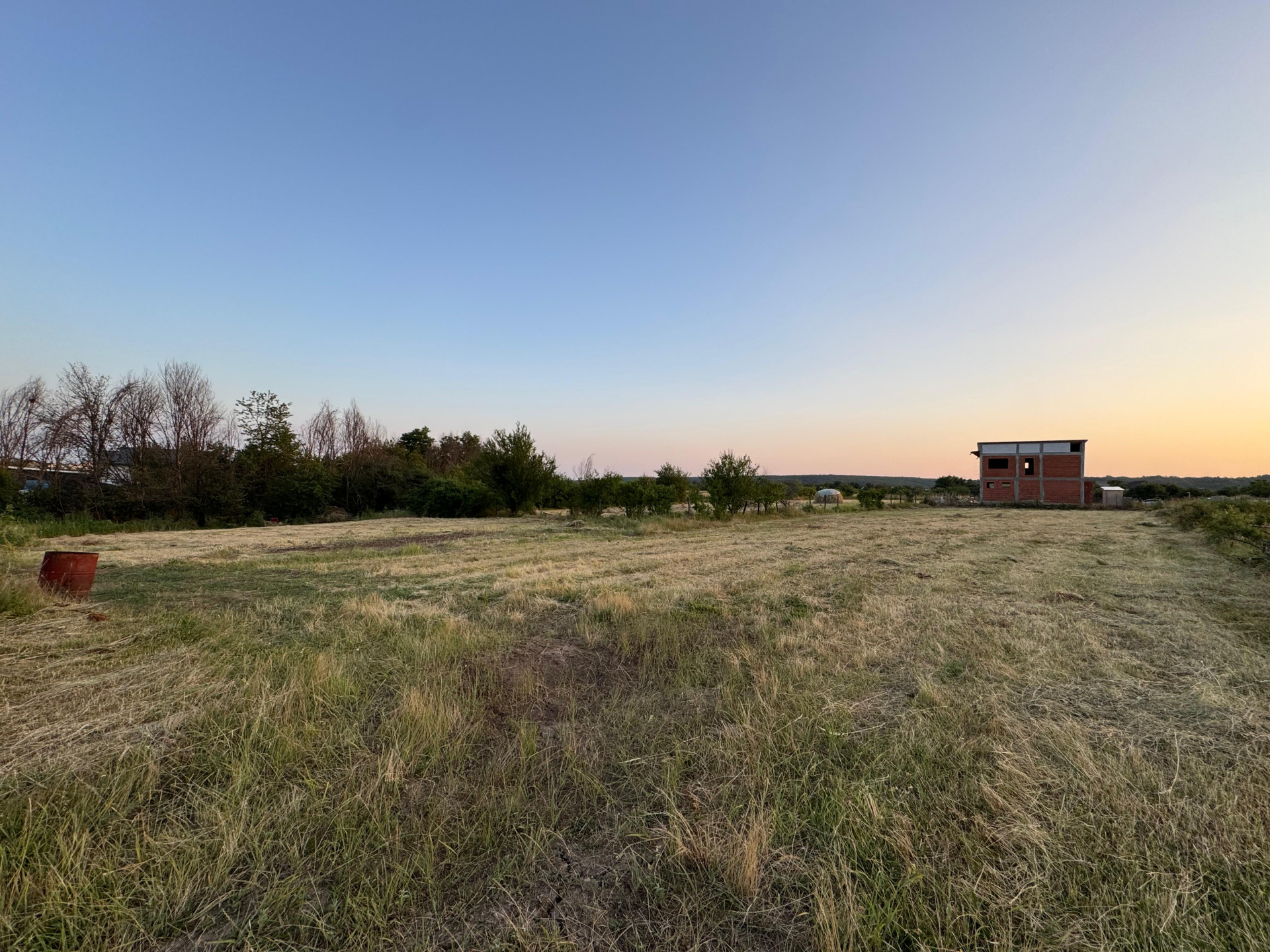 Teren 1650 mp intravilan Trivale - Olteni – cadru natural langa Padure