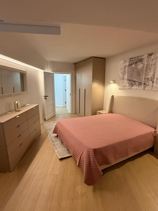 Apartament 3 camere-Chirie-Piata Alba Iulia- Totul NOU