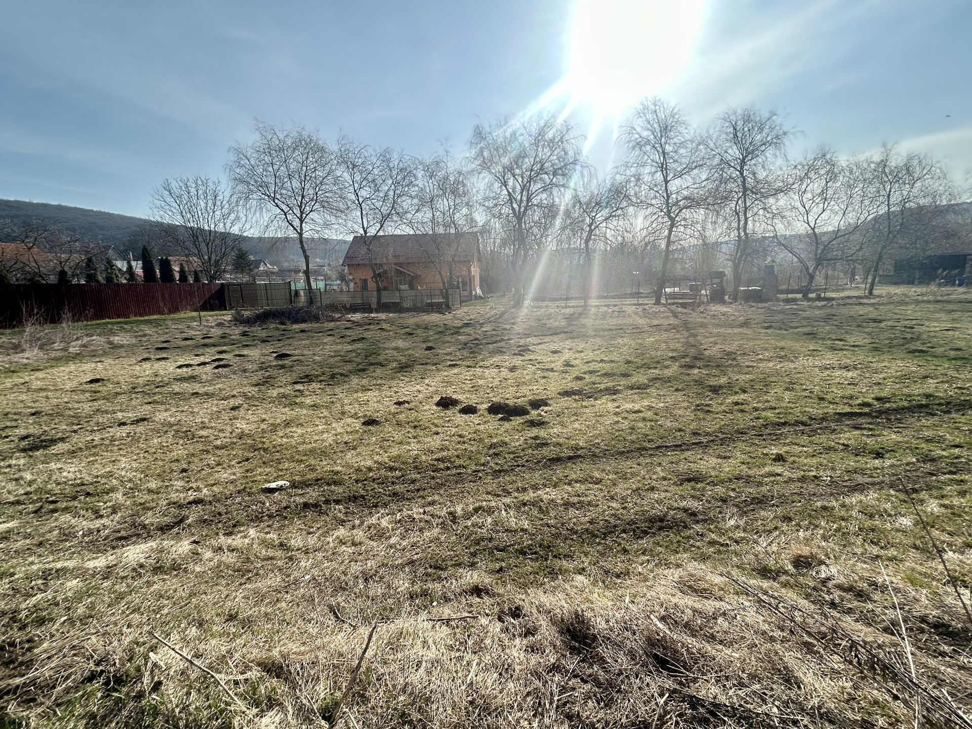 Teren intravilan de vanzare – Valcele, judetul Covasna 3000 mp