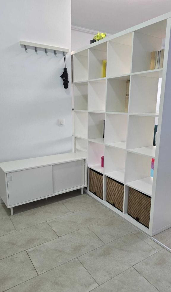 De vânzare apartament 2 camere semidec, et. 9/11, zona Euromaterna, Constanța