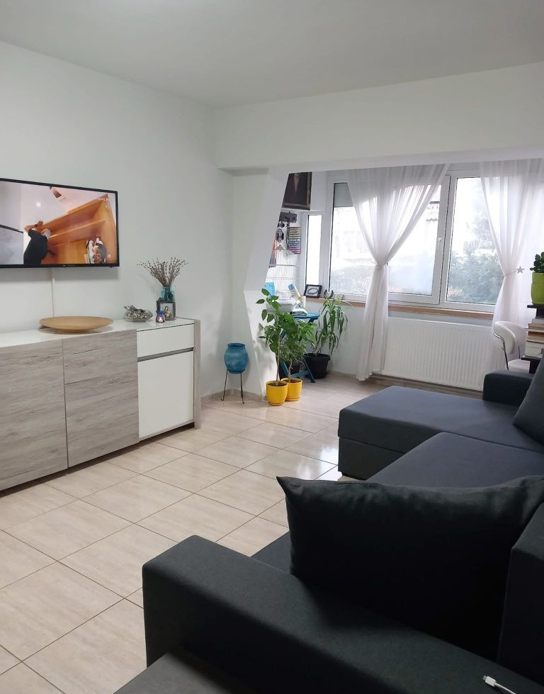 De vanzare apartament cu 3 camere, zona Dacia, Victoria, Constanța