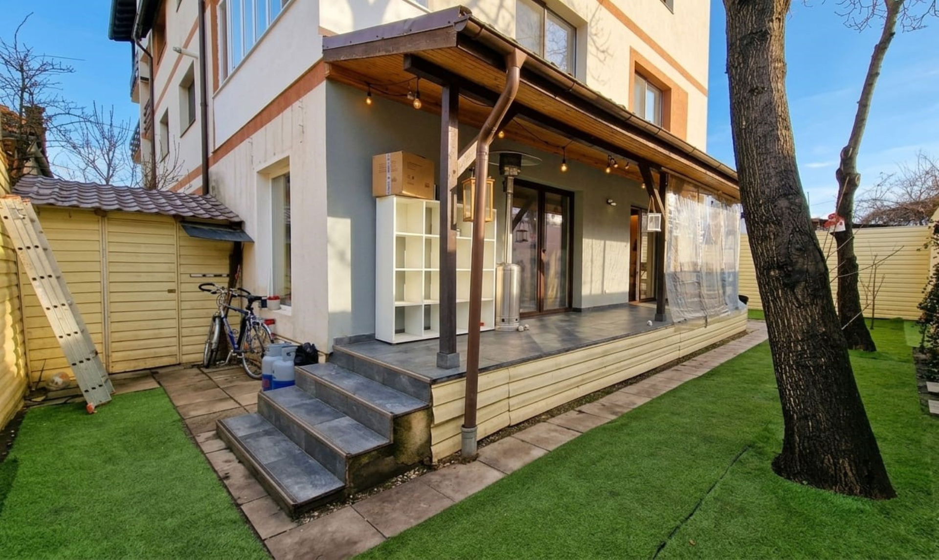 ÎNCHIRIERE | 2 camere cu curte proprie 108 mp – alternativă la casă
