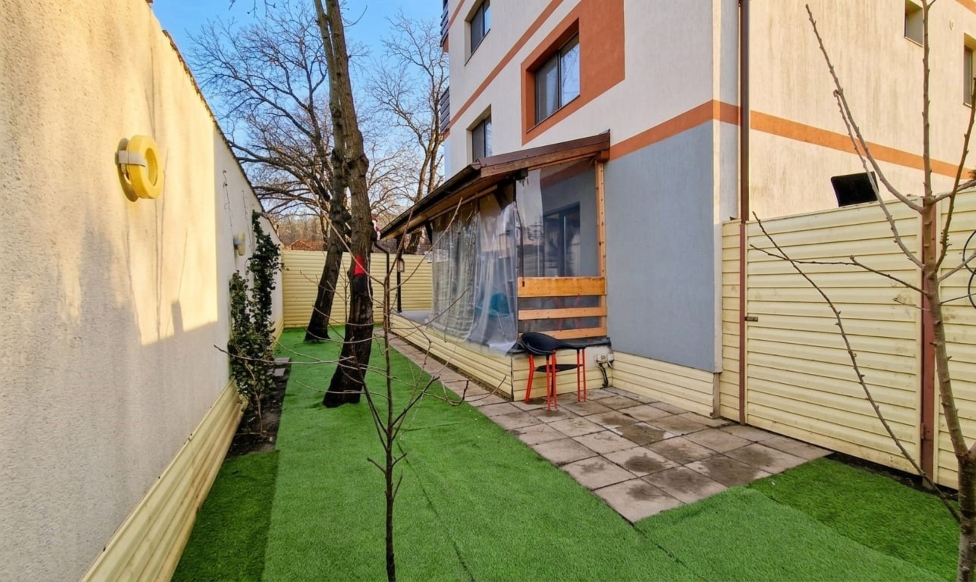ÎNCHIRIERE | 2 camere cu curte proprie 108 mp – alternativă la casă