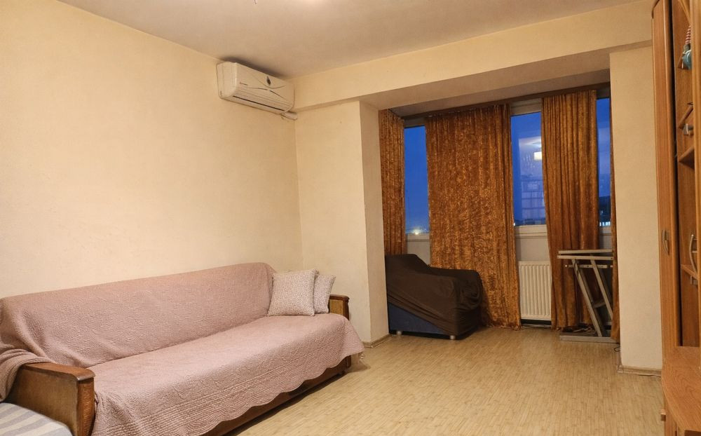 Apartament 4 camere cartier Craiovei