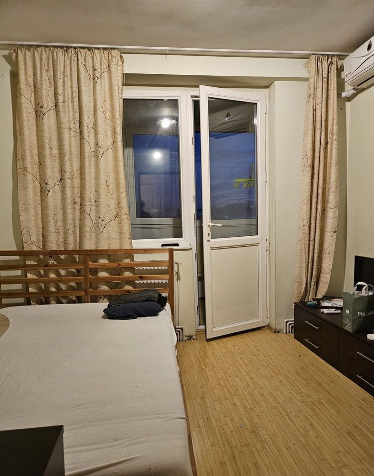 Apartament 4 camere cartier Craiovei