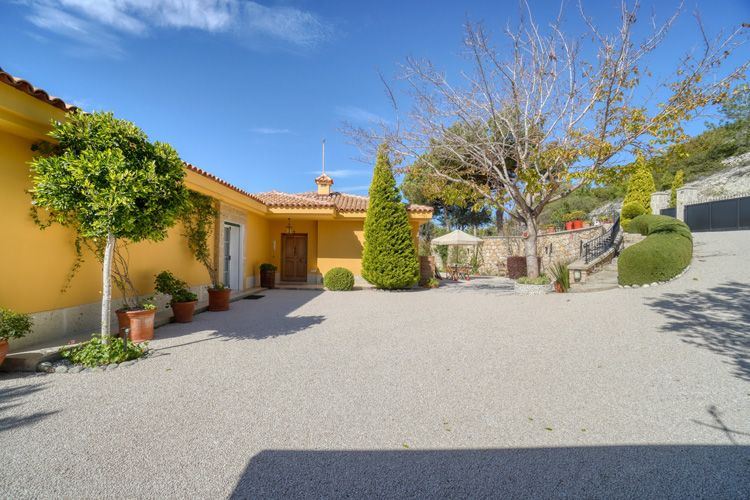 Villa for sale in İzmir, Fahrettinpaşa, İzmir, 250 m²