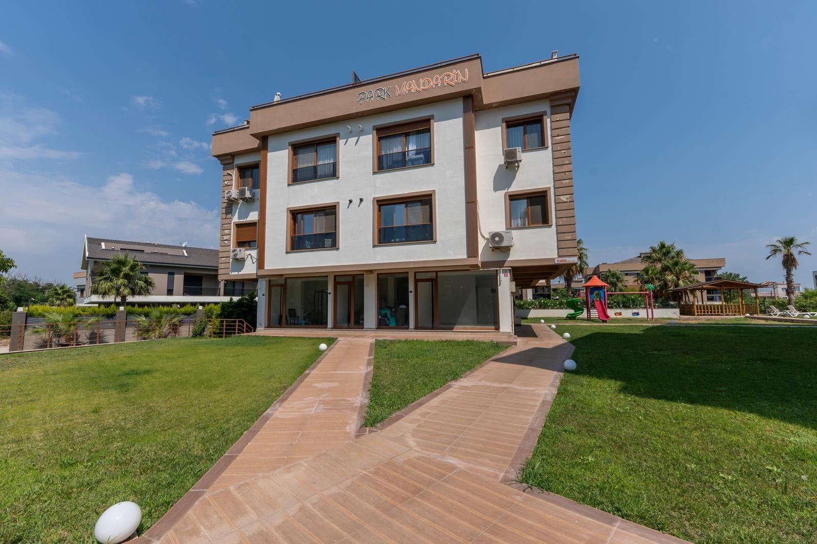 Apartment for sale in İzmir, Maltepe, İzmir, 130 m²