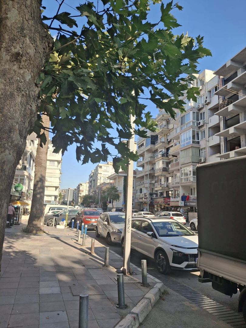 Apartment for rent in İzmir, Güzelyalı, İzmir, 260 m²