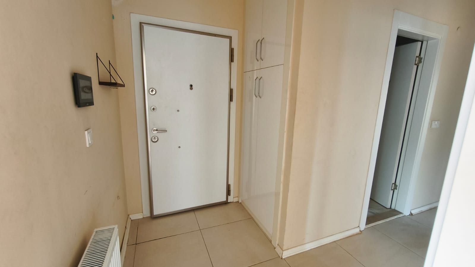Apartment for rent in İzmir, Yelki, İzmir, 100 m²