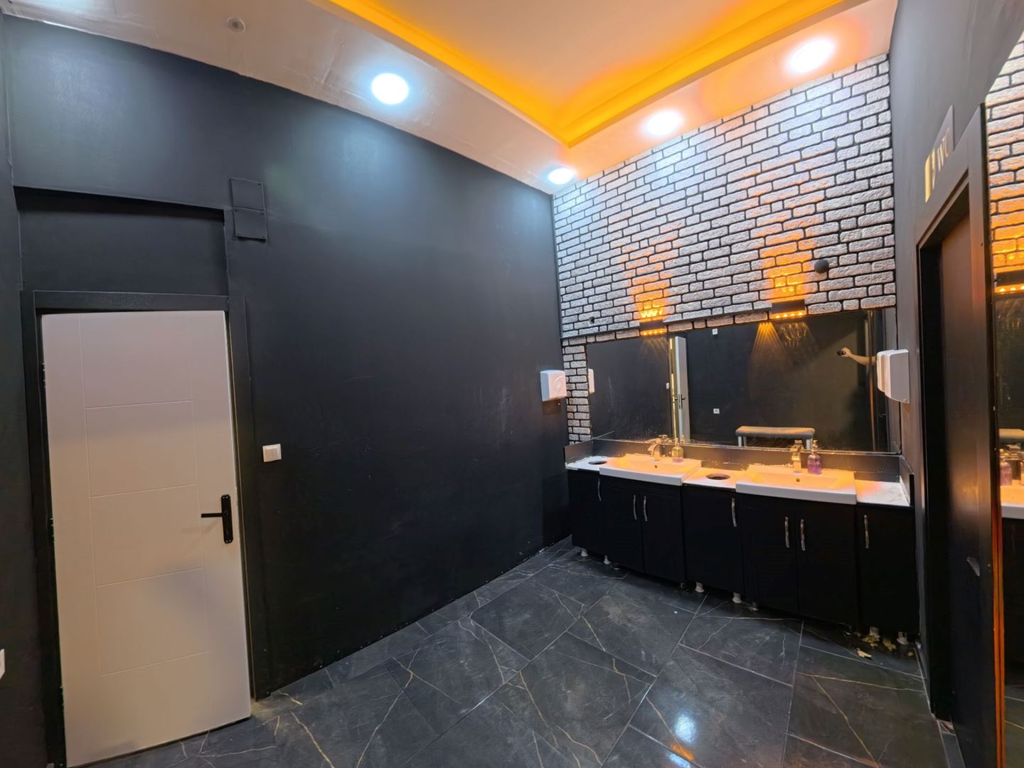 Mersin satılık Restoran, Palmiye, Mersin, 110 m²