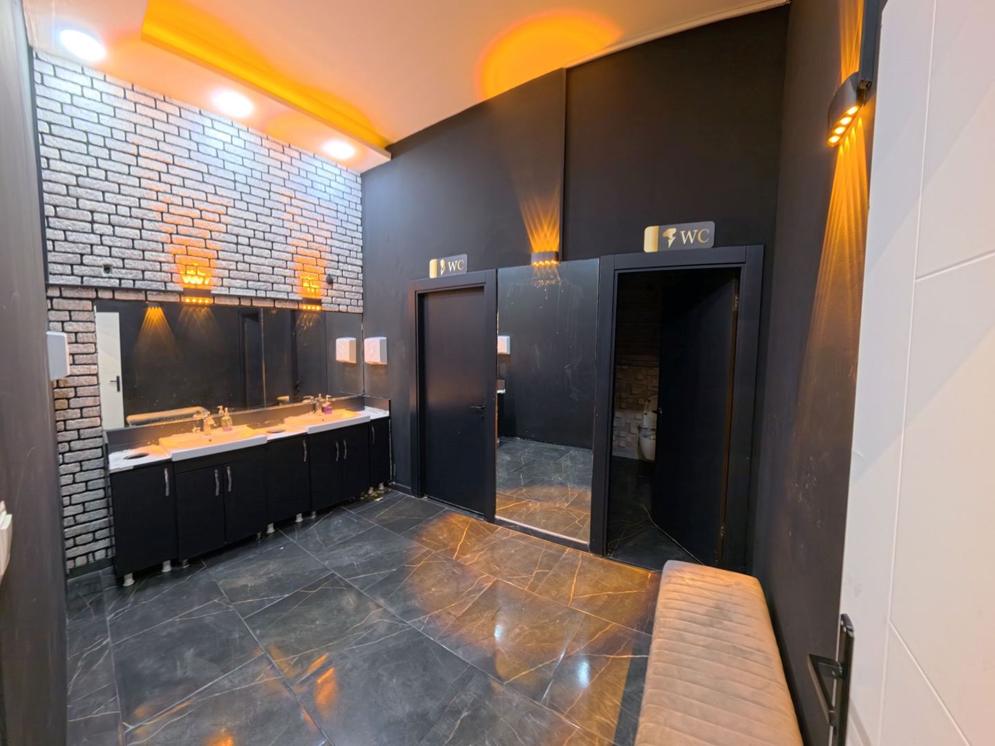Mersin satılık Restoran, Palmiye, Mersin, 110 m²