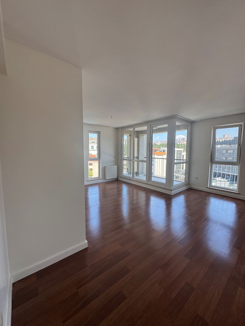 Apartment for rent in İstanbul, Hamidiye, İstanbul, 150 m²