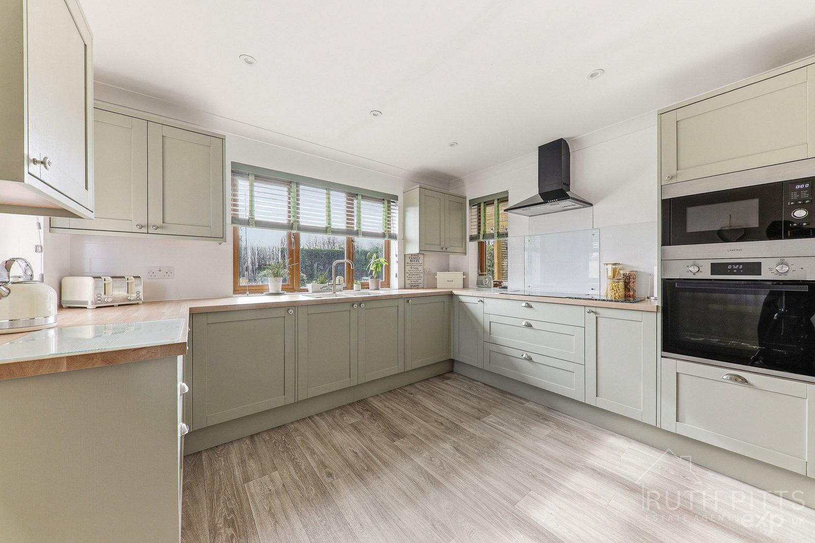 Detached House in Pontefract
