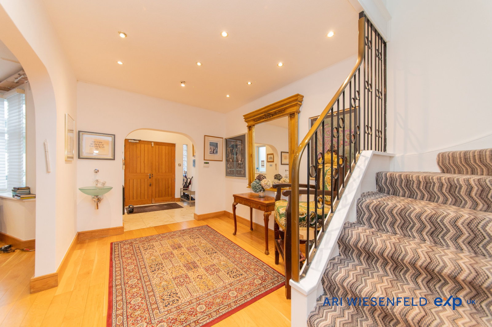 Detached House in London