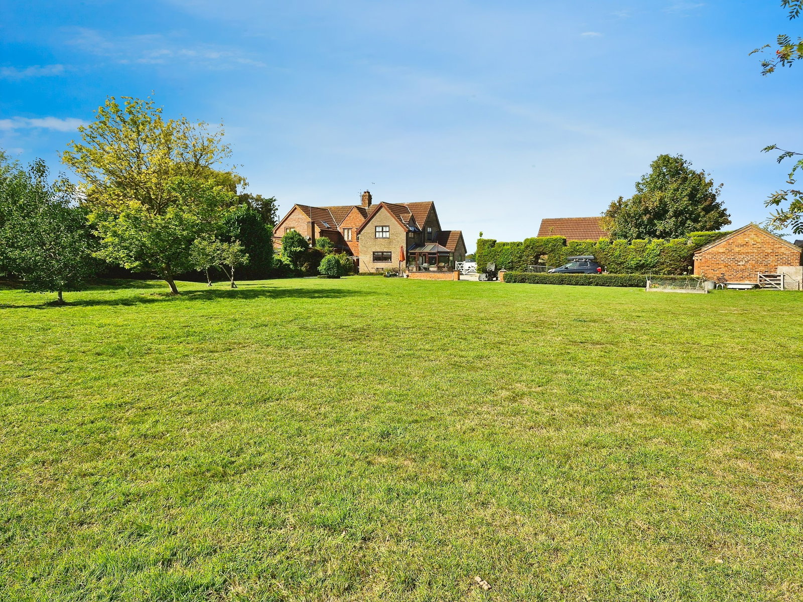 Semi Detached House in Hull