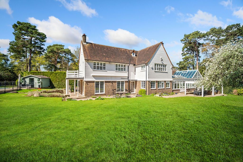 Detached House in Croydon