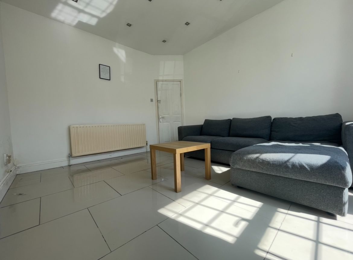 Ground Floor Flat in London
