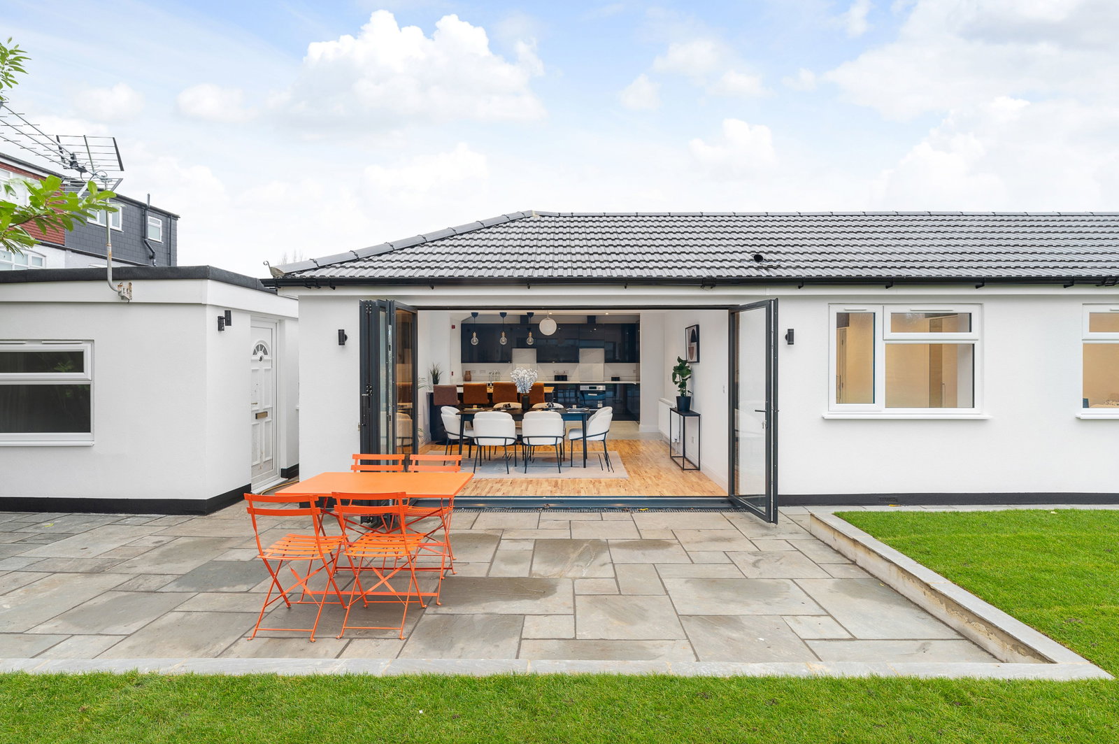 Bungalow in London