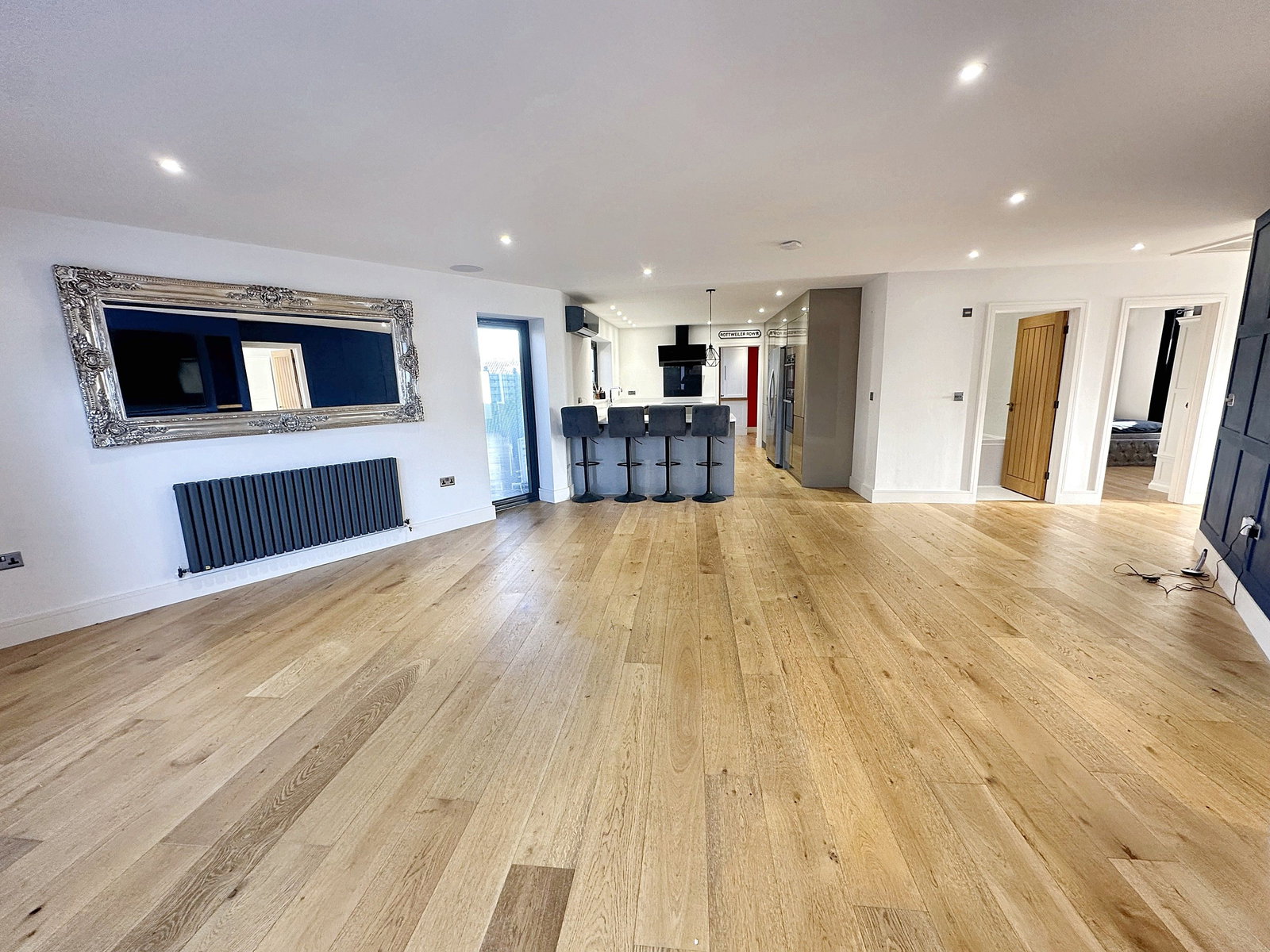 Bungalow in Westbury