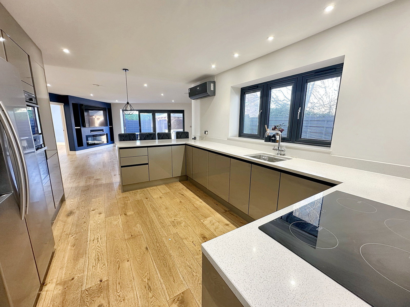 Bungalow in Westbury