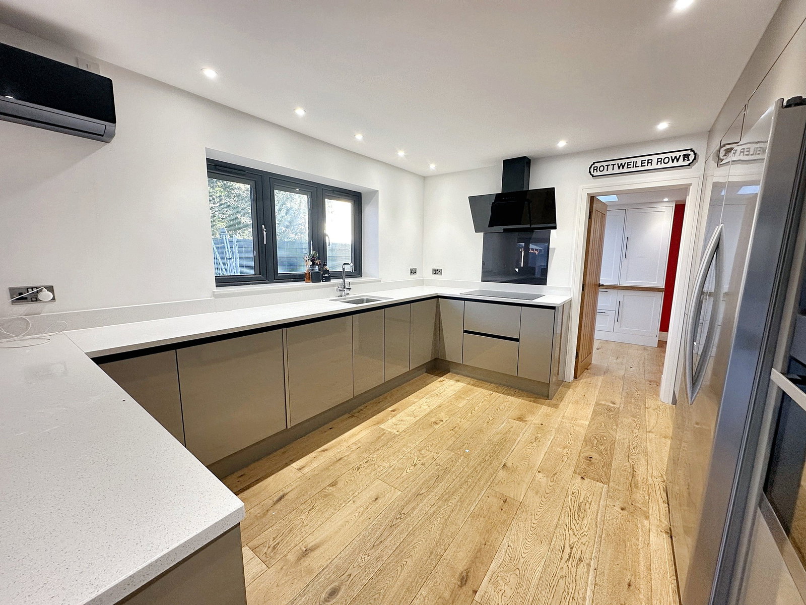 Bungalow in Westbury