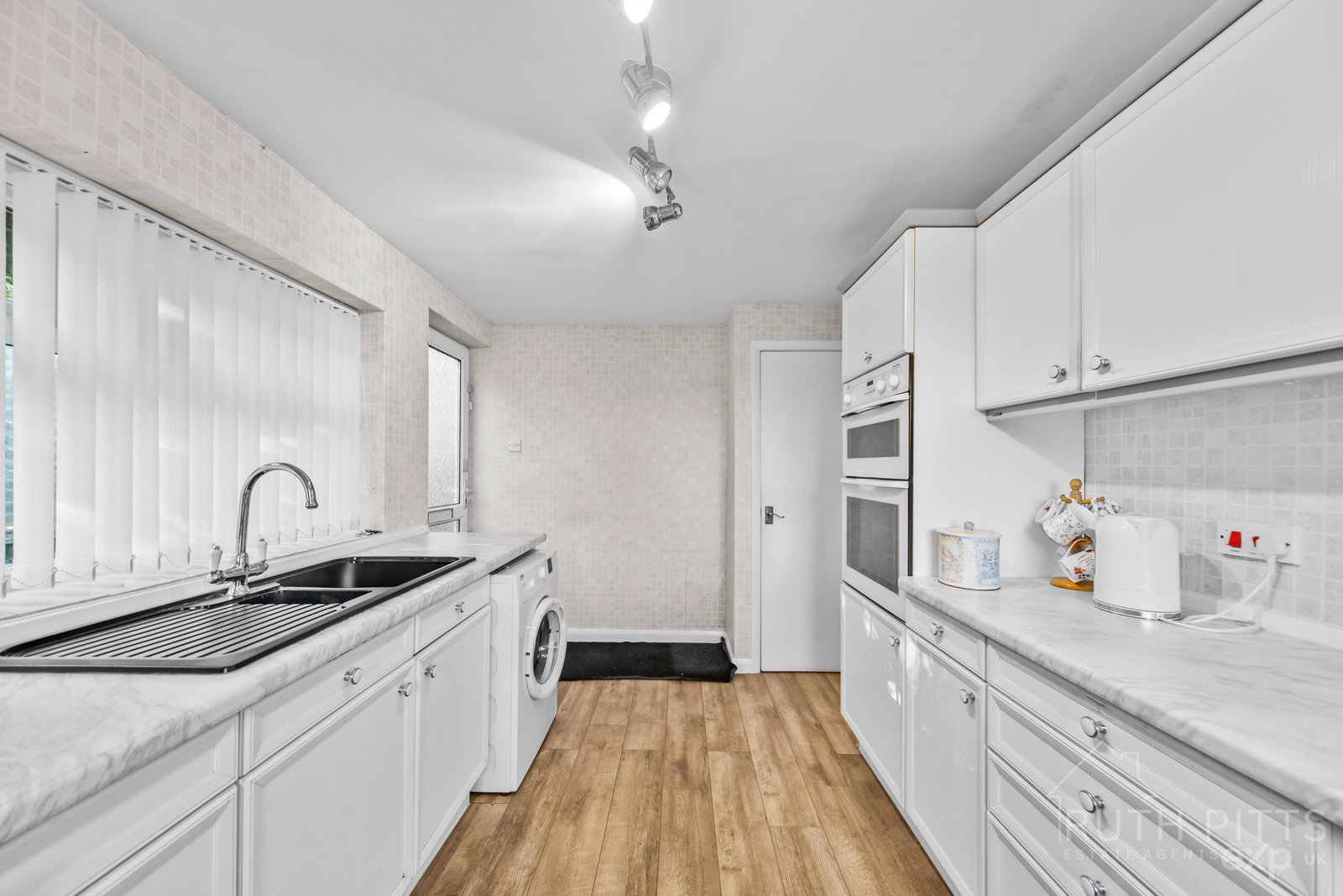 Semi Detached House in Pontefract
