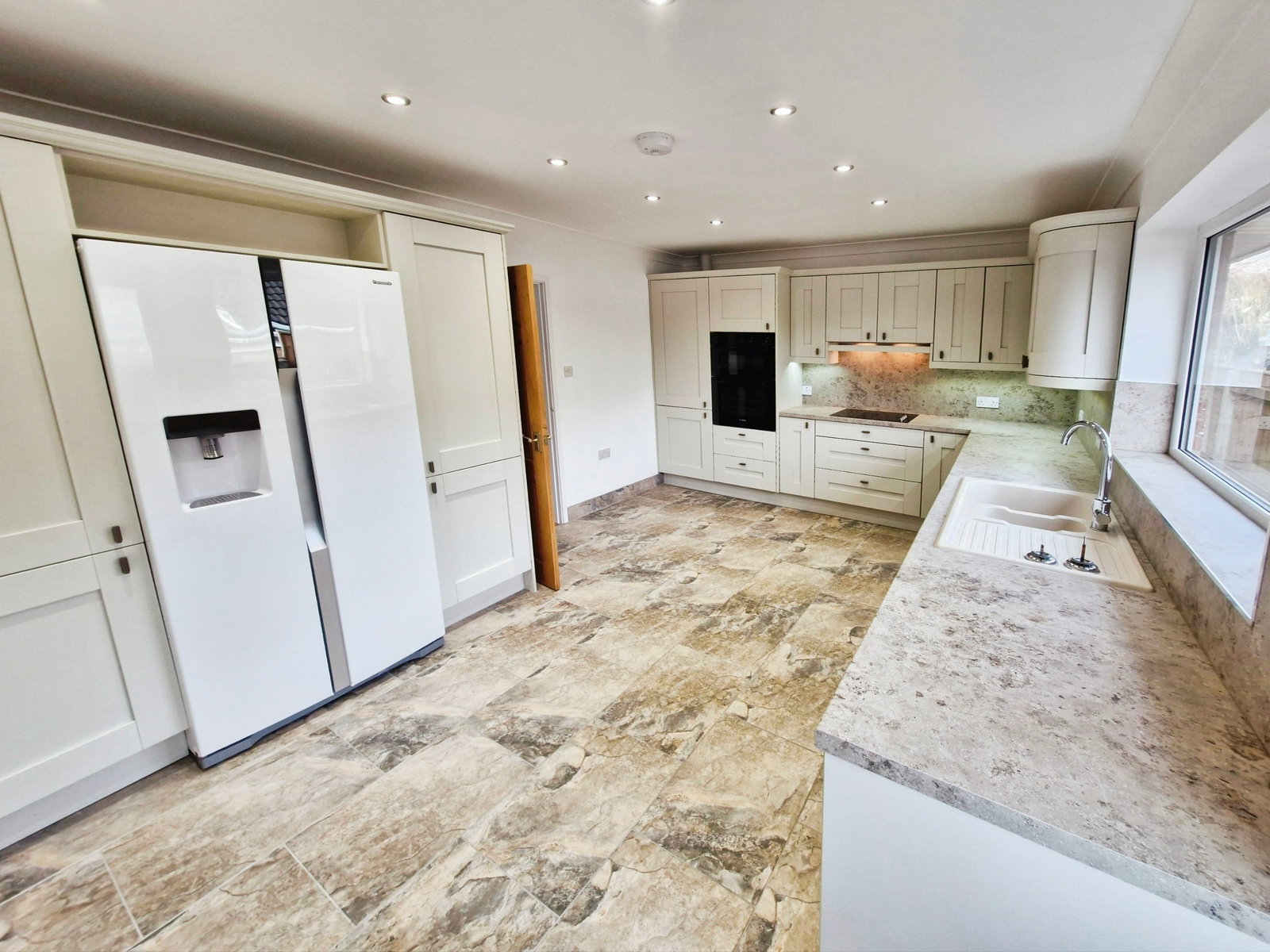Bungalow in Hull