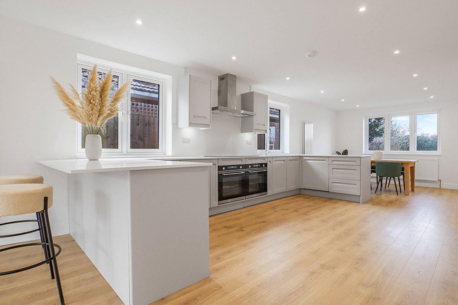 Semi Detached Bungalow in Stratford-upon-avon