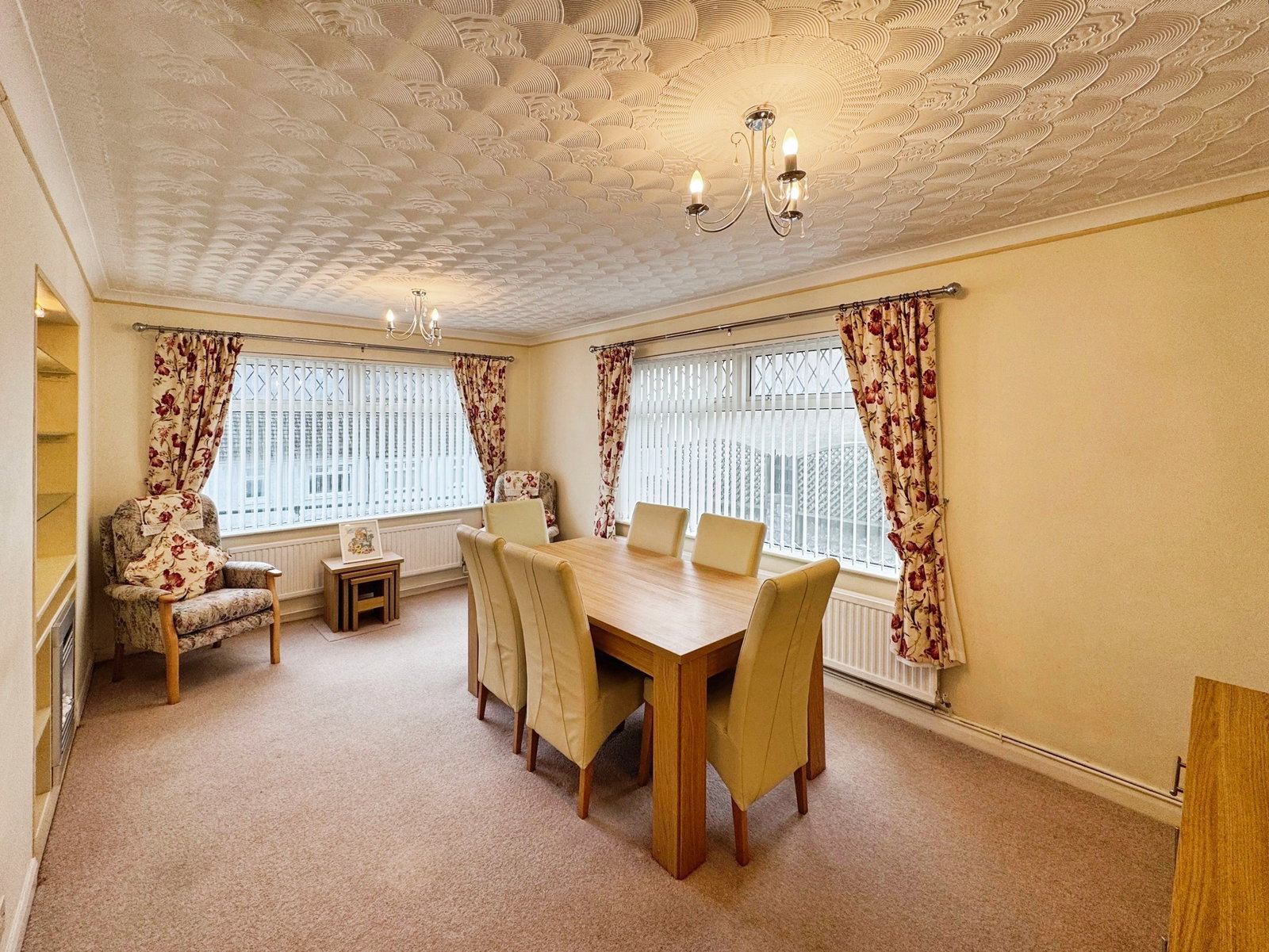 Semi Detached House in Neath