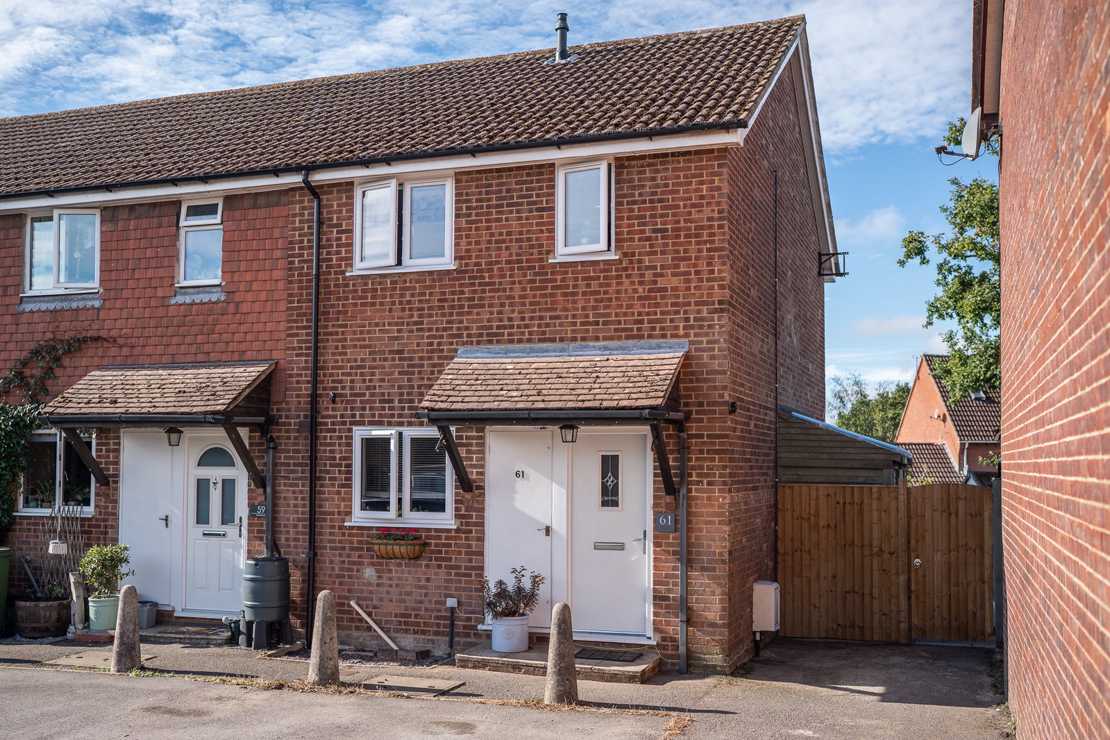 End Of Terrace House for sale in Alton, Hazel Road, Four Marks, GU34 5EY, 773 m²