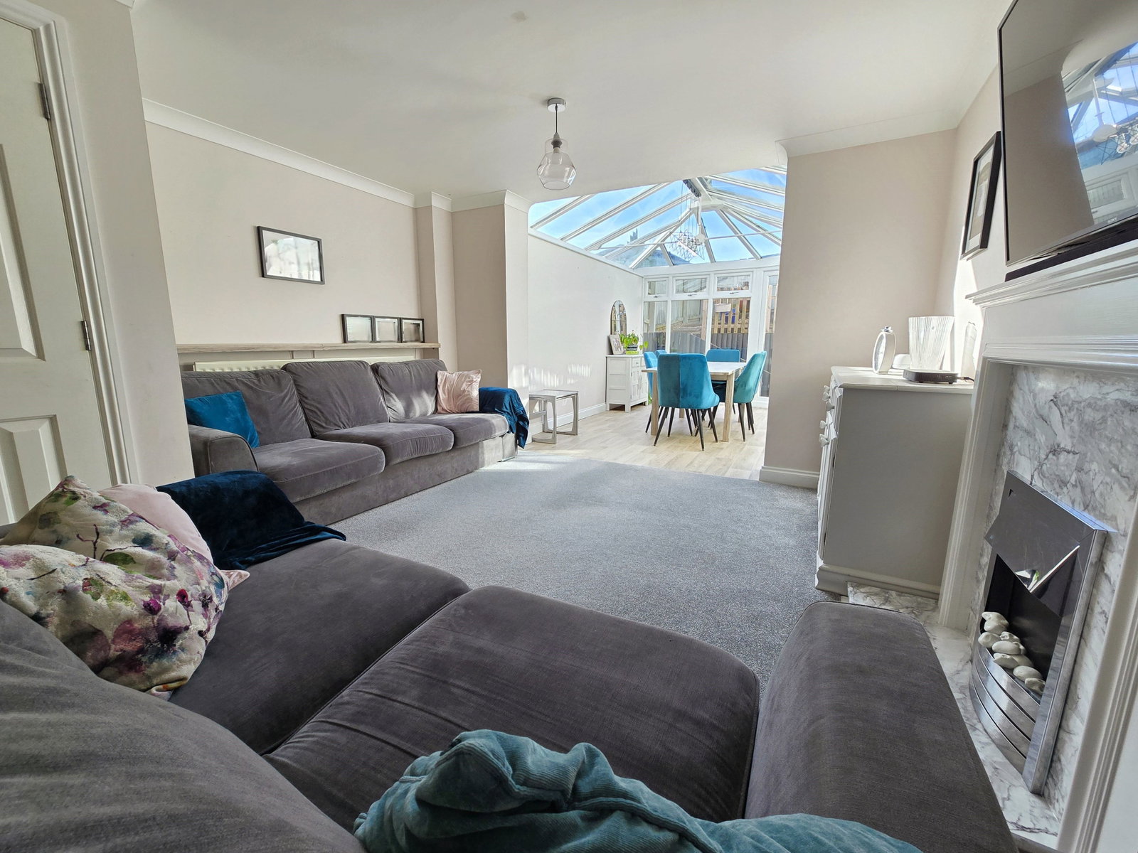 Terraced House for sale in Saltash, Meadow Drive, Pillmere, Saltash, PL12 6XJ