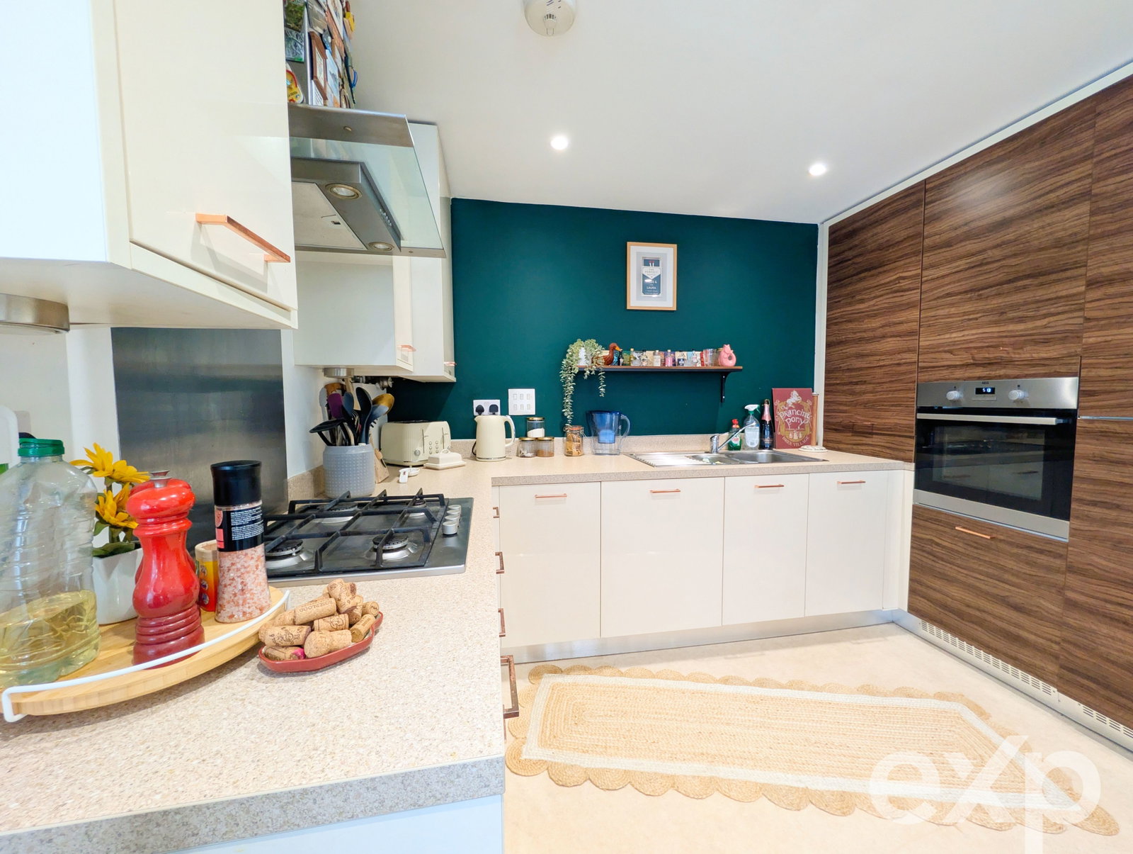 Flat for sale in Rochester, Limeburners Drive, Halling, Rochester, ME2 1GJ, 730 m²