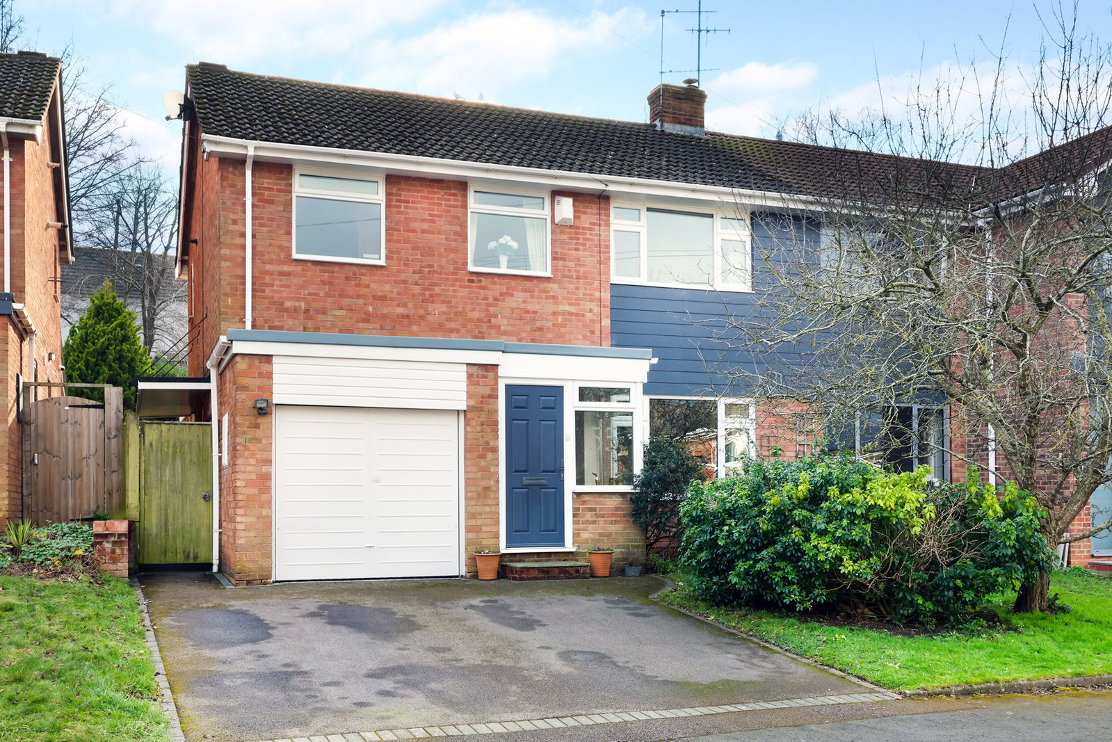 Semi Detached House in Cheltenham