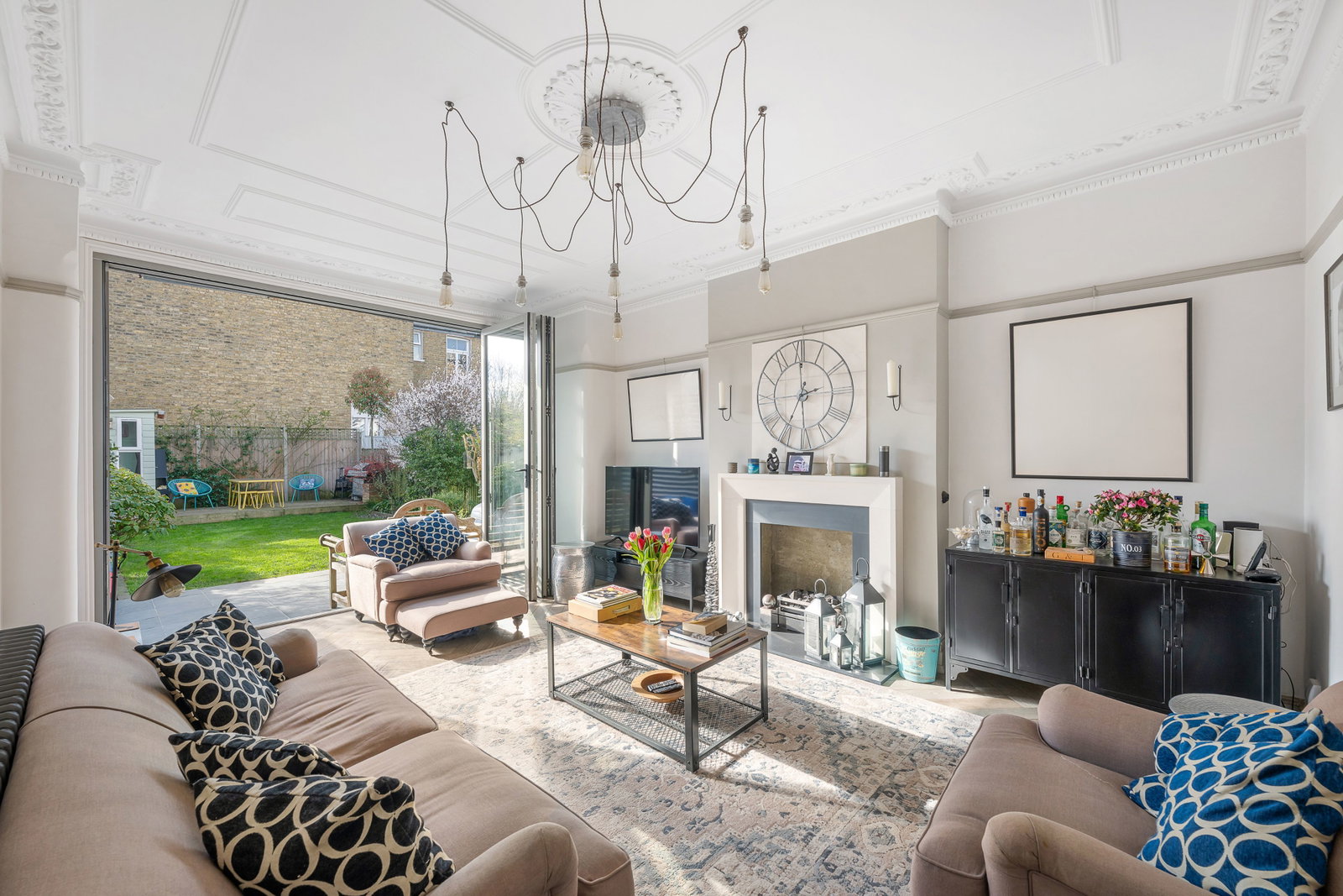 Semi Detached House in London