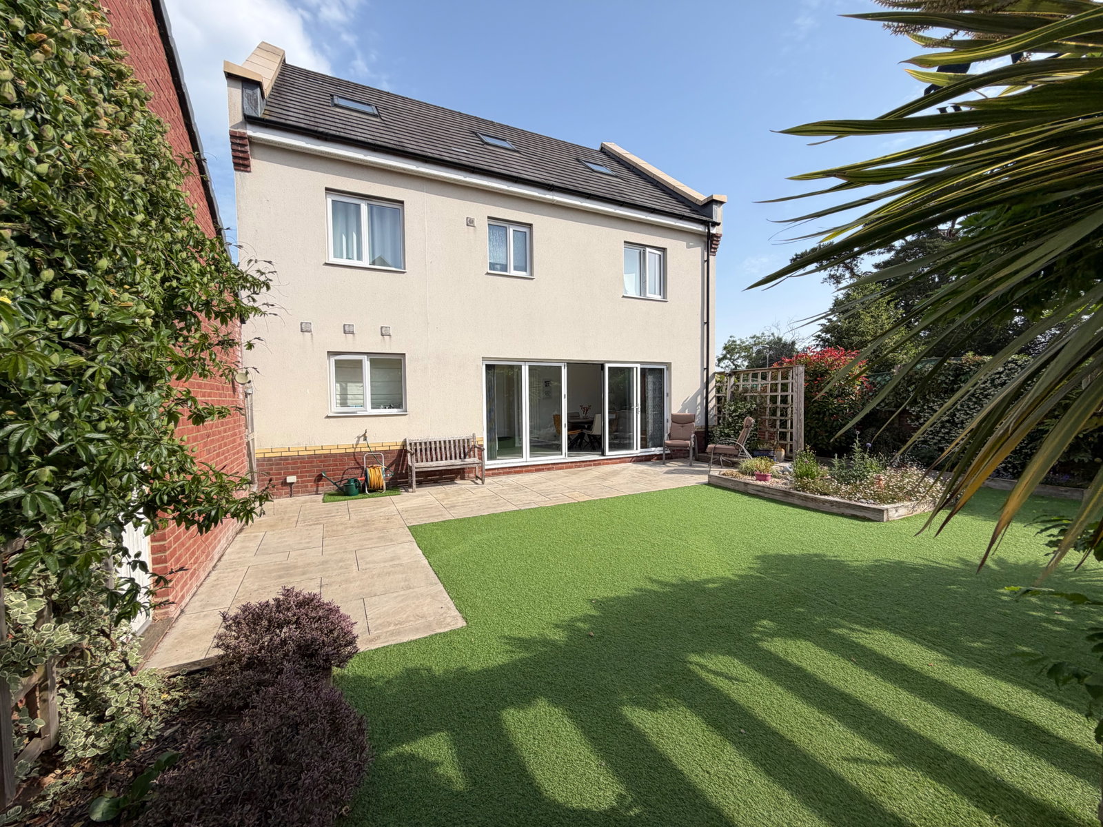 Detached House in Newton Abbot