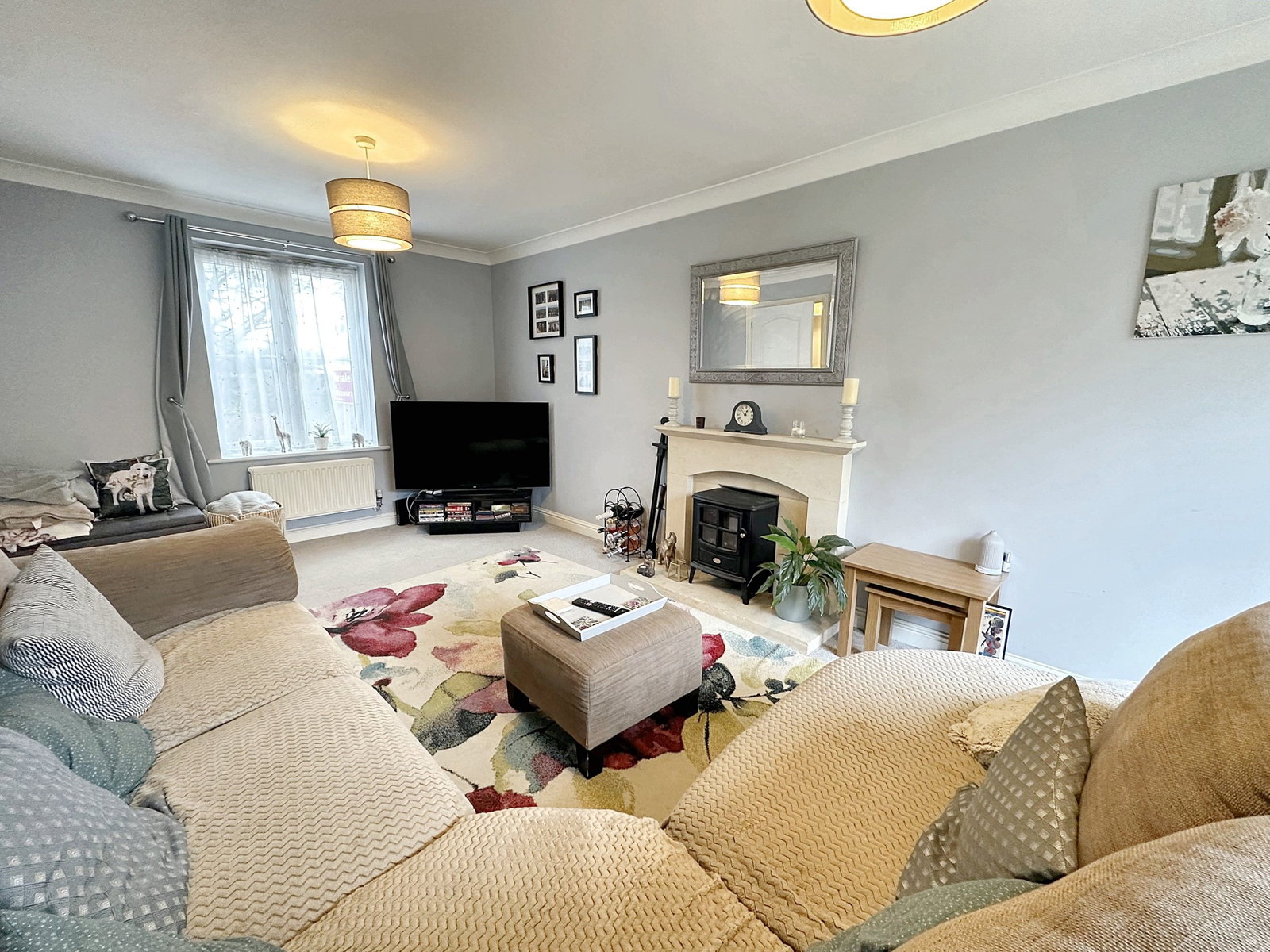 Semi Detached House in Calne