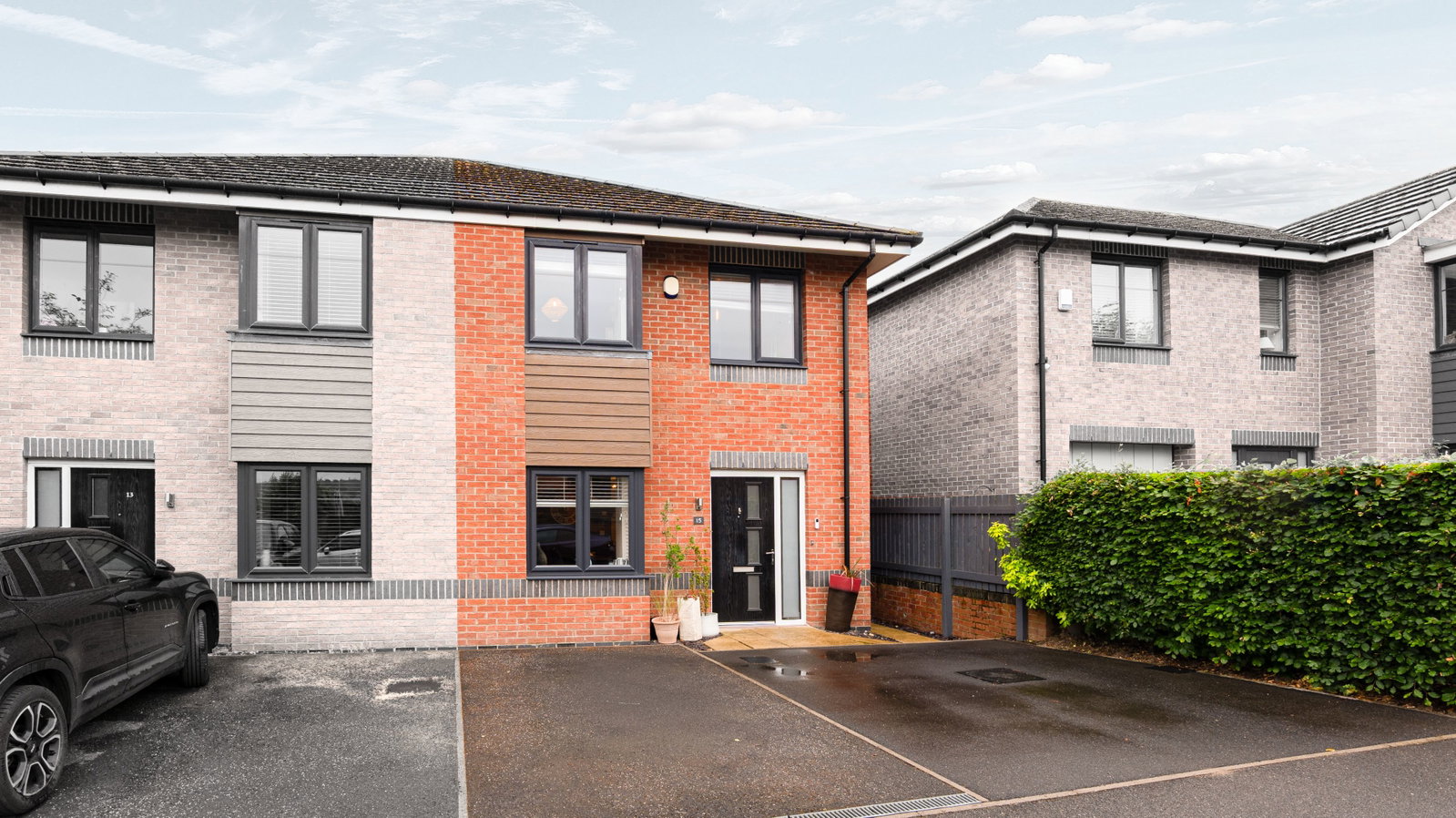 Semi Detached House in Sheffield