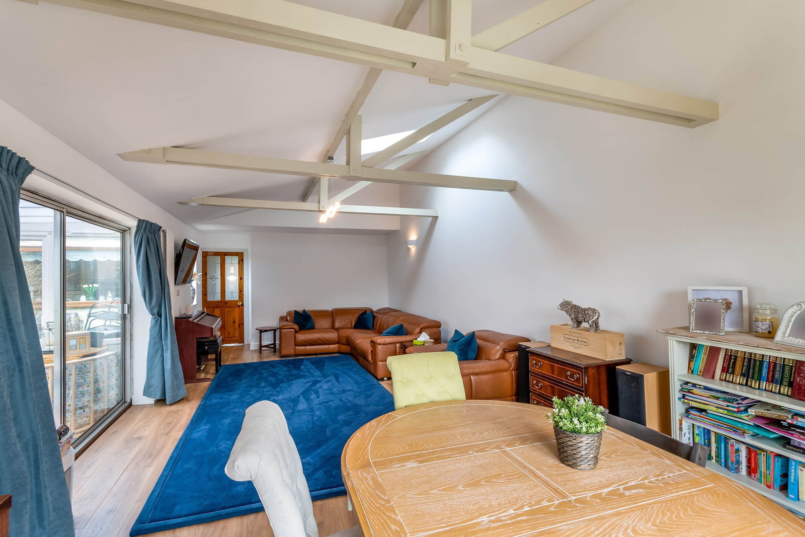 Bungalow in Newark