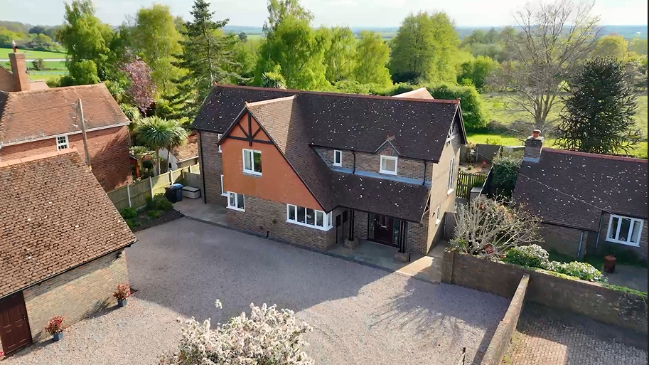Detached House in Canterbury