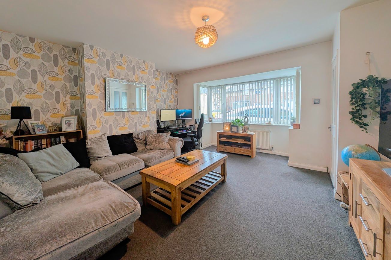 Semi Detached House in Bournemouth