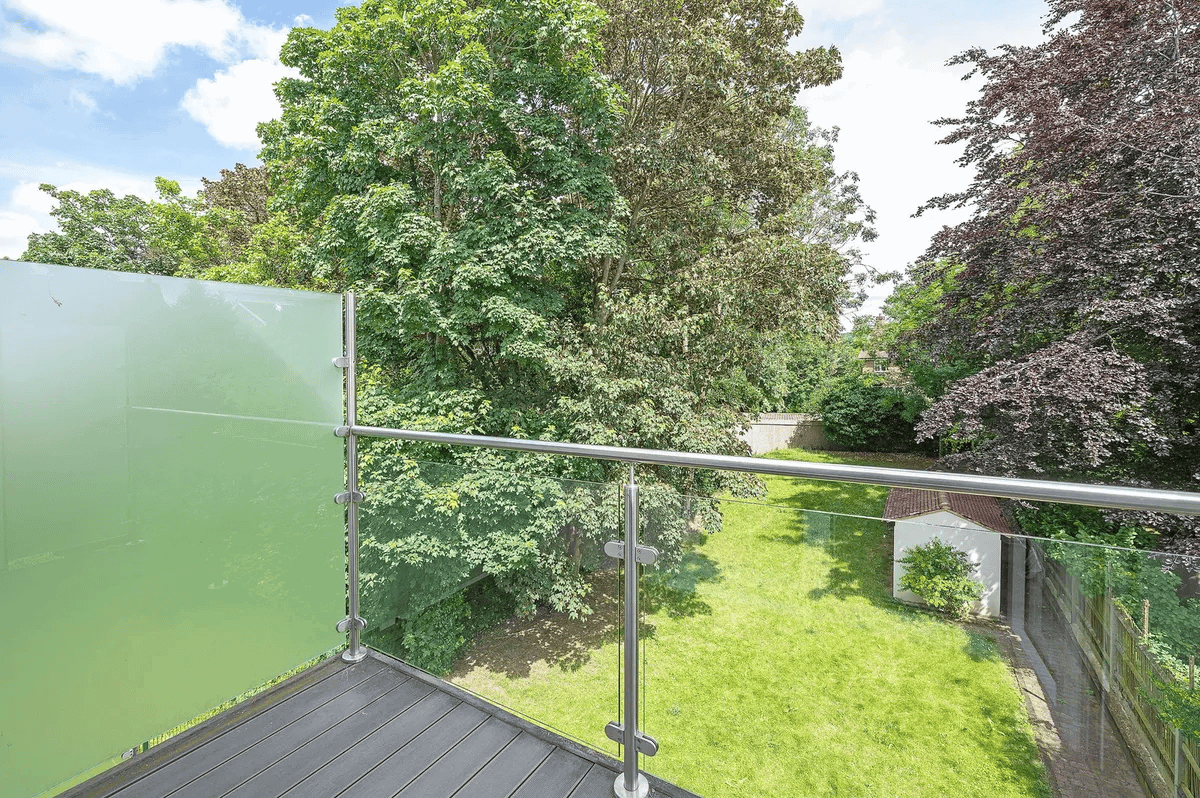 Flat in South Croydon