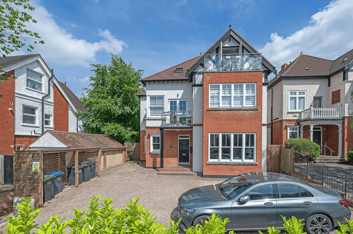 Flat in South Croydon
