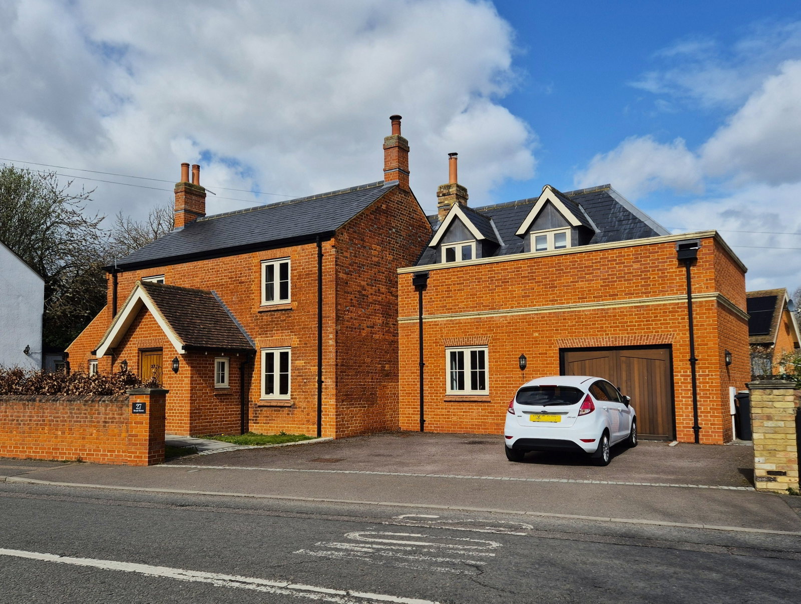 Detached House in Shefford