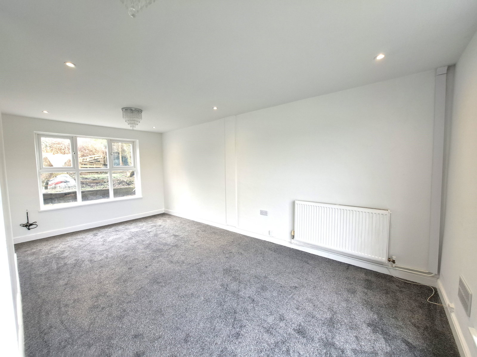 Semi Detached House in Stoke-on-trent