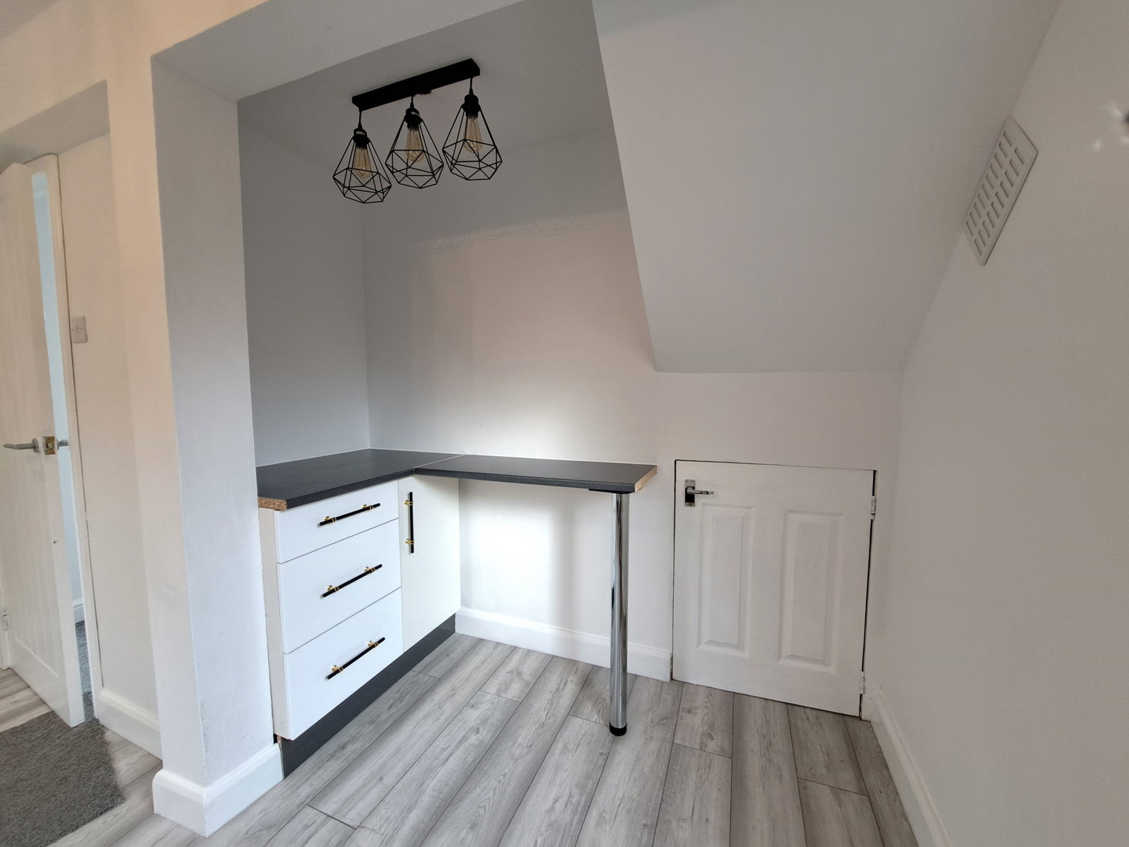Semi Detached House in Stoke-on-trent