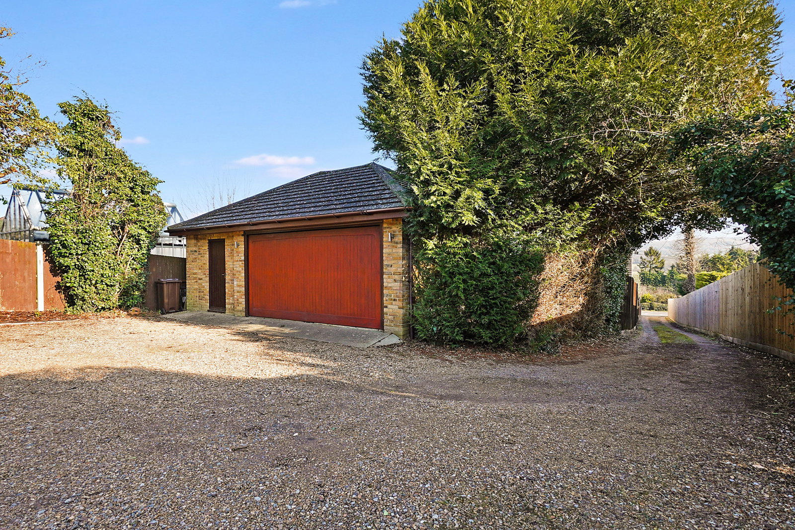 Detached House in Rochester
